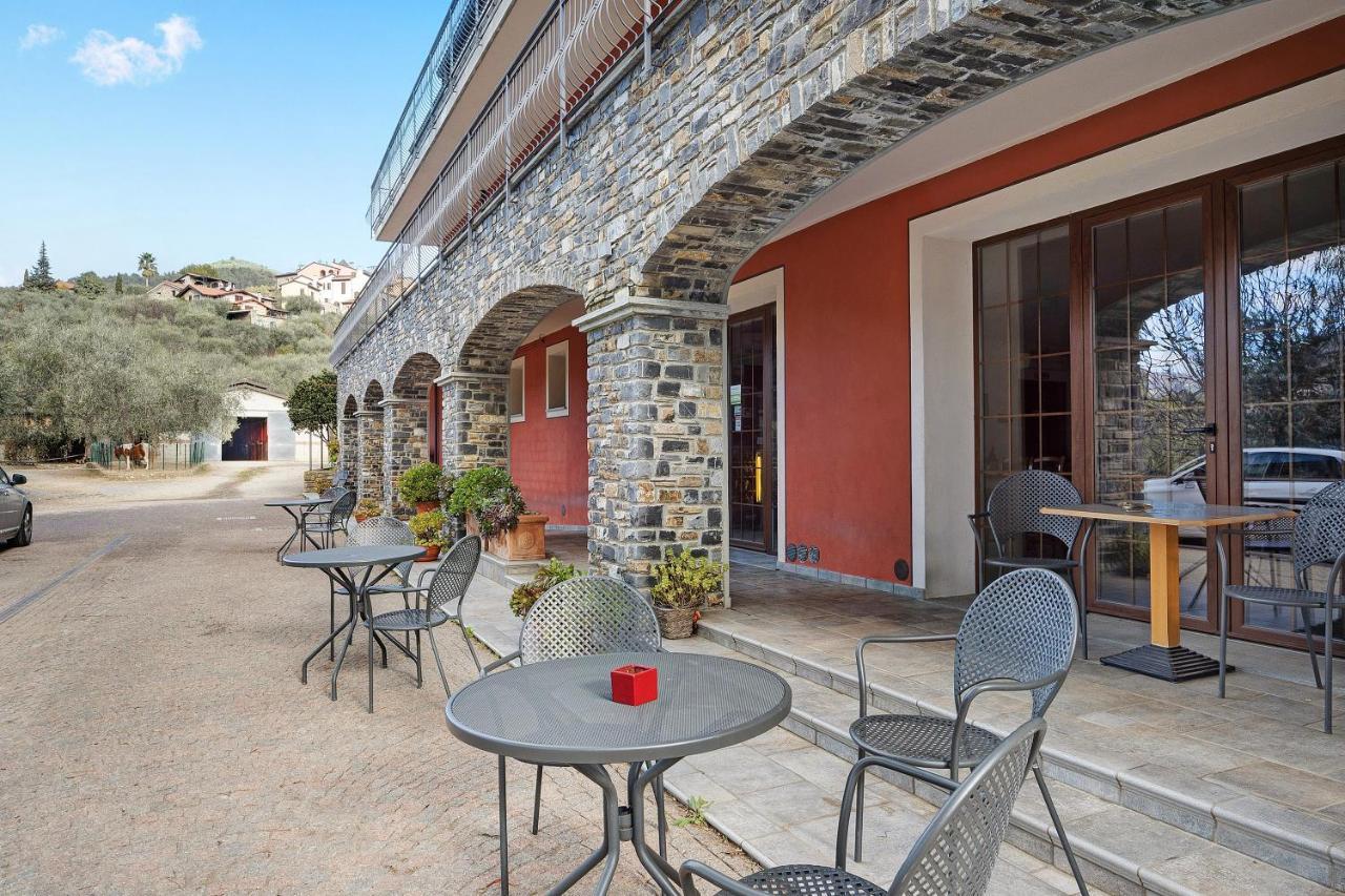 Messalina Agriturismo La Scuderia Molino Nuovo  Exteriör bild